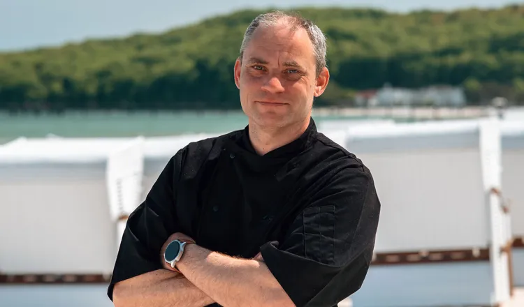 Thomas Fietz, Frühstücksleiter im Rugard Thermal Strandhotel am Strand von Binz