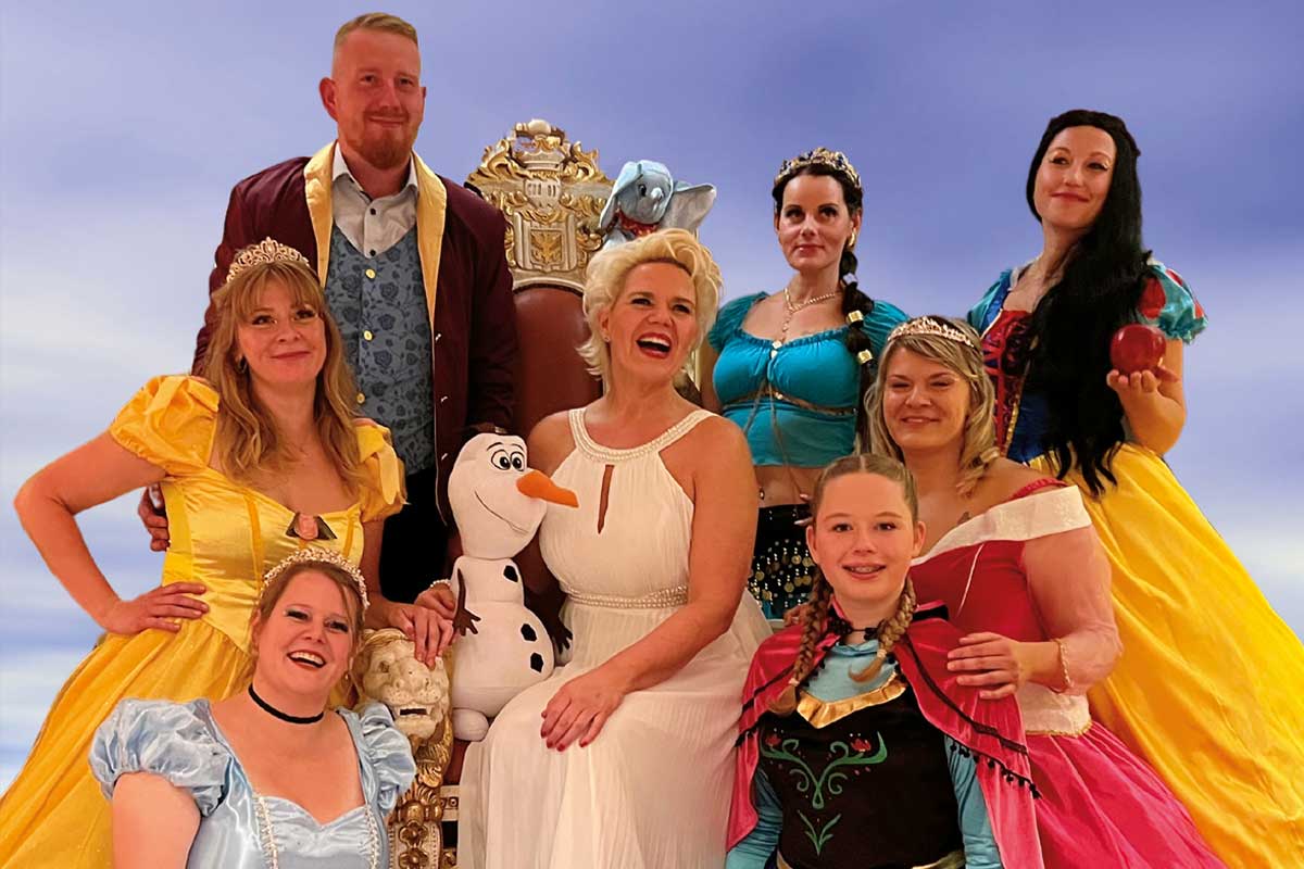 Nicole Mühle & ihr Ensemble verzaubern Sie beim Disney-Abend im Arkona Strandhotel auf Rügen.